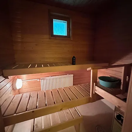 דירה Townhouse With Private Sauna